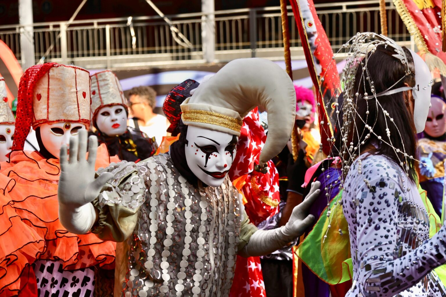 Imagem de Fuzuê reuniu famílias e grupos culturais no Circuito Orlando Tapajós