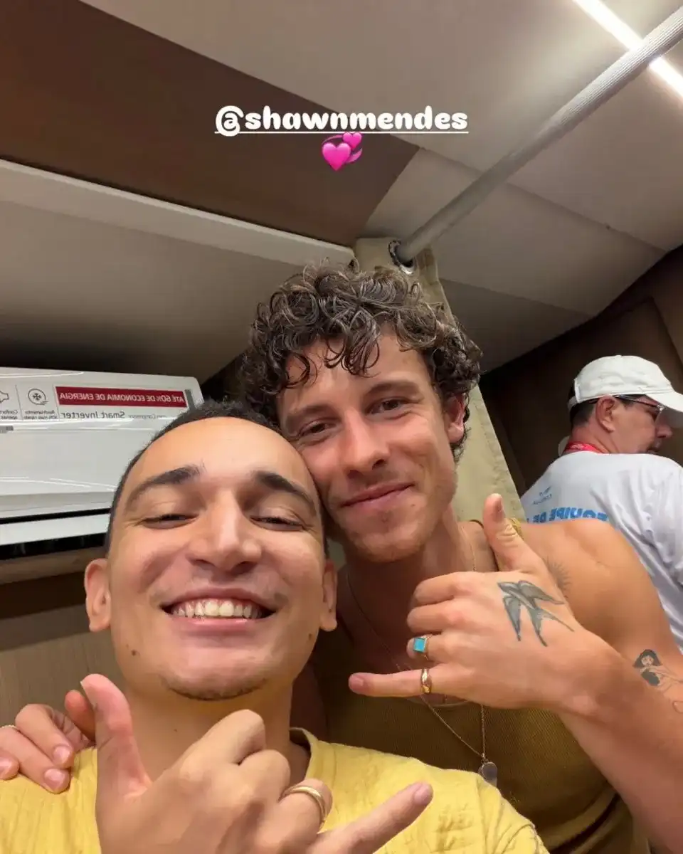 Imagem de João Gomes encontra com Shawn Mendes no trio de Ivete Sangalo;confira detalhes 