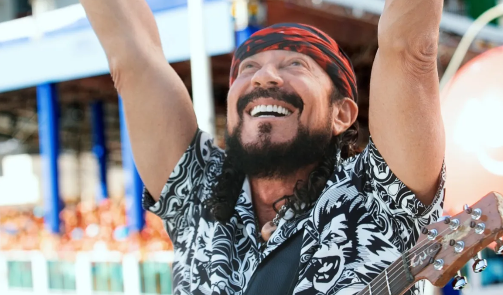 Imagem de Referência do axé: aos 73 anos, Bell Marques fará mais de 40 horas de shows na folia