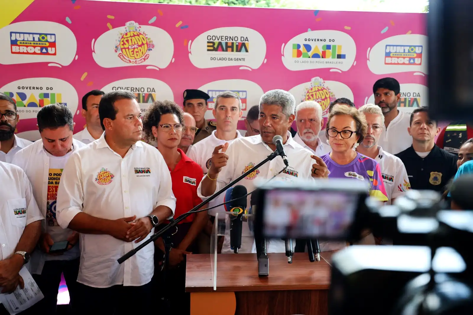 Imagem de Carnaval 2026 atrai 3,8 milhões de turistas e movimenta R$ 8,1 bilhões na Bahia