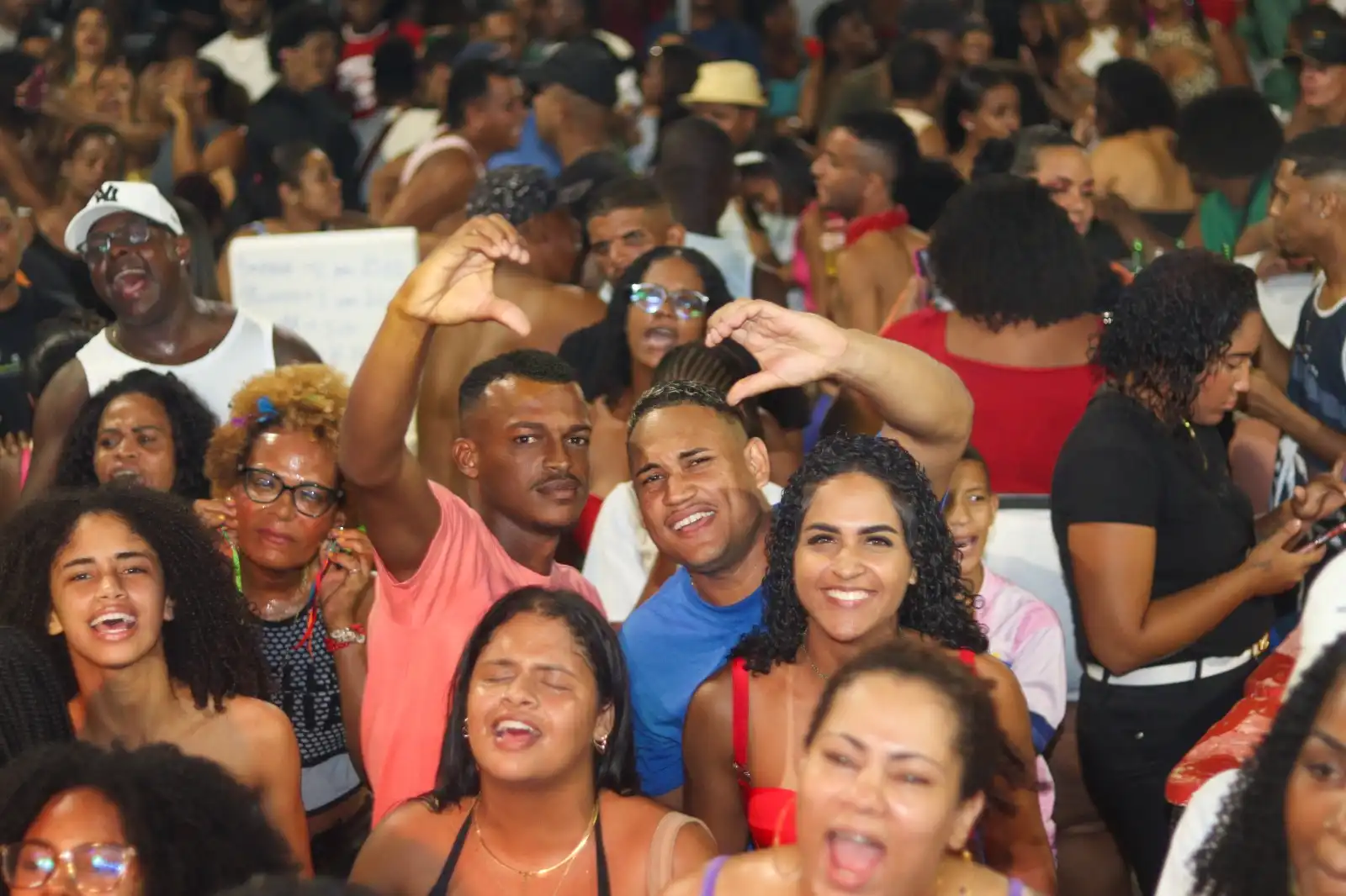 Imagem de Carnaval em Paripe movimenta economia e deixa população animada com a geração de renda durante o período