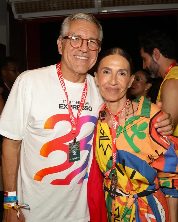 Fotos Carol Dieckmmann E Mais Famosos Curtem Camar0036211011202602142139 7